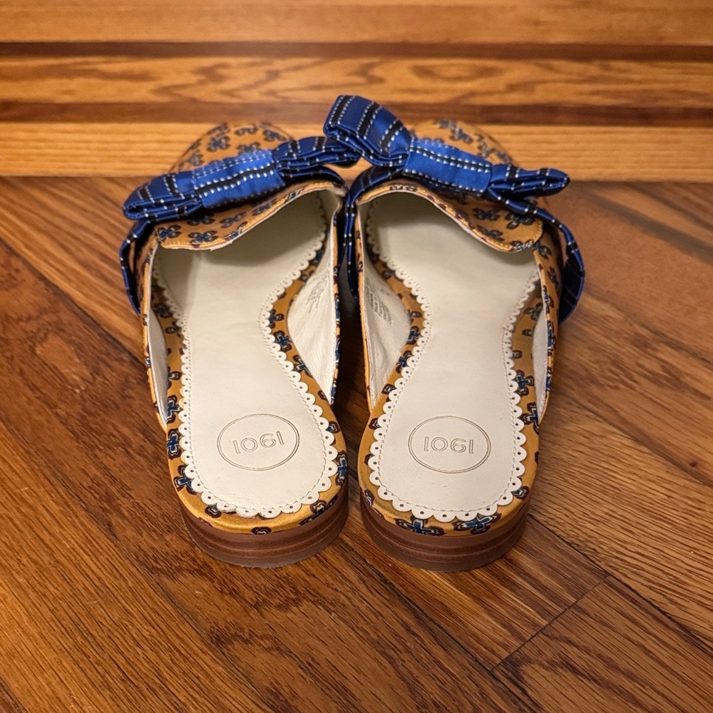 1901 Blue and Yellow Patterned Mules - Picture 5 of 7